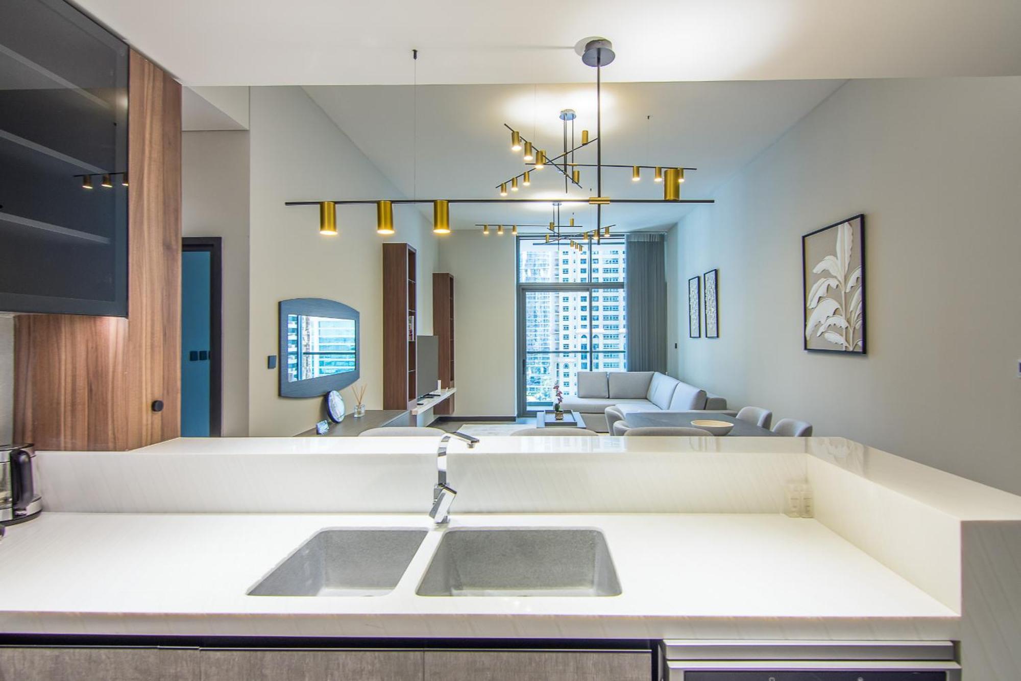 Mbl Royal, Jlt- Two Bedroom With View Apartment *
